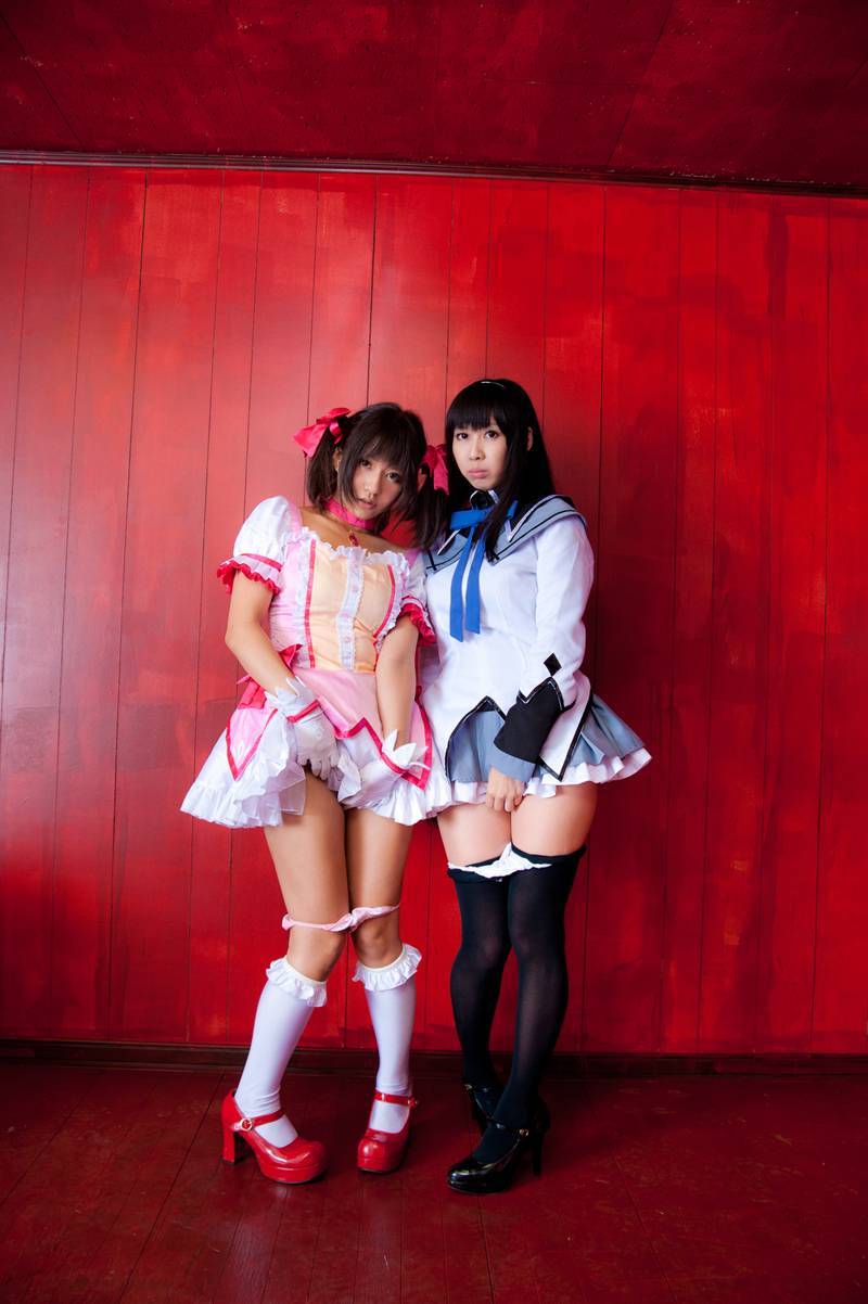 [Cosplay]   cos制服双姐妹